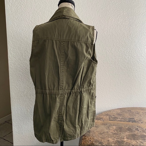 Forever 21 green utility drawstring waist vest - Picture 4 of 5